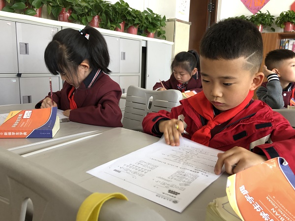 小學部：期中項目學評，見證多元成長